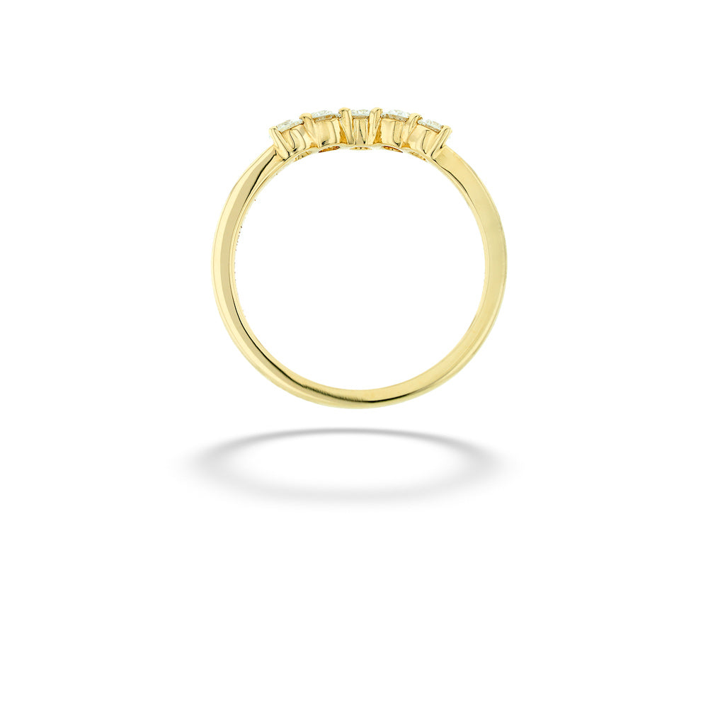 14K Yellow Gold ring with baguette-cut diamonds