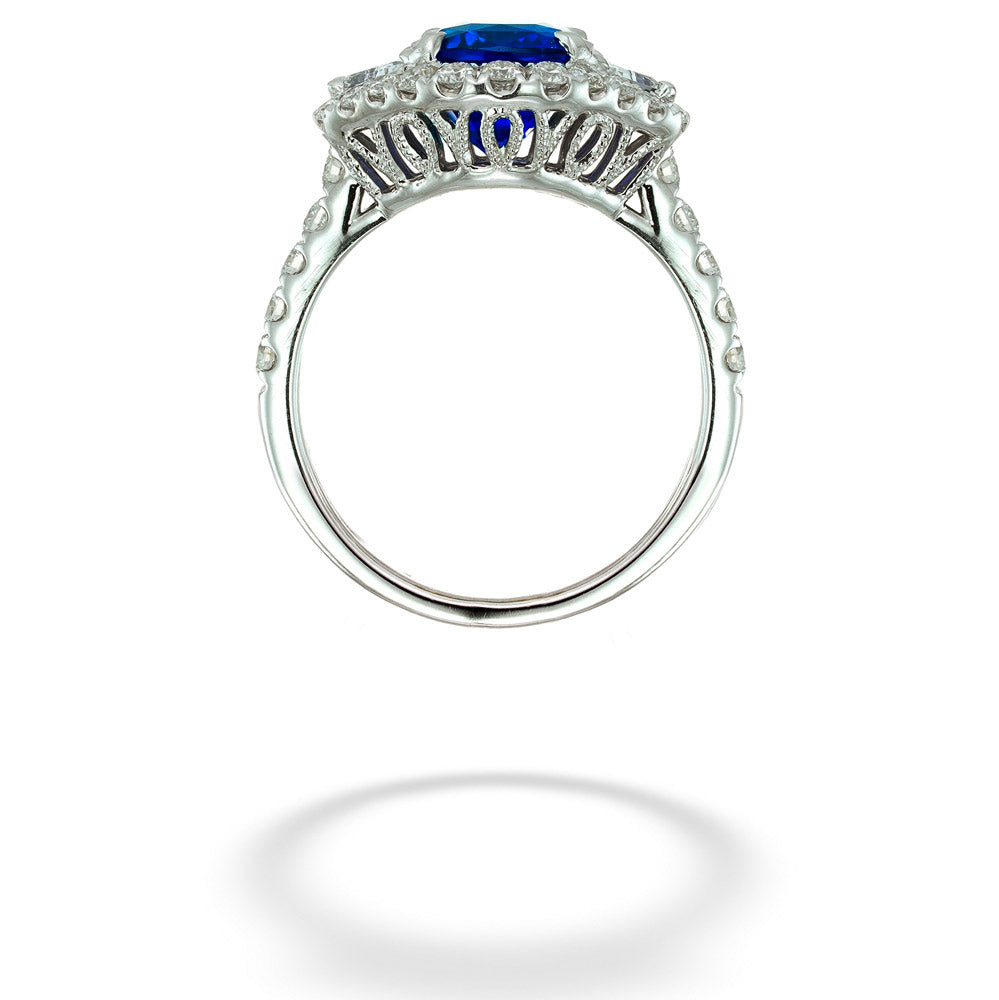 Blue Sapphire & Diamond Ring 