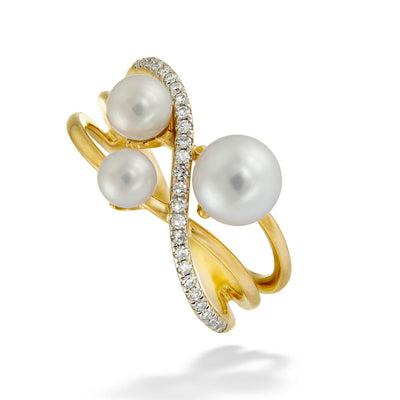 Freshwater Pearl & Diamond Ring