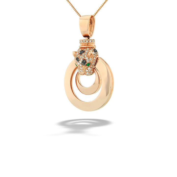 Gold pendant with tiger design