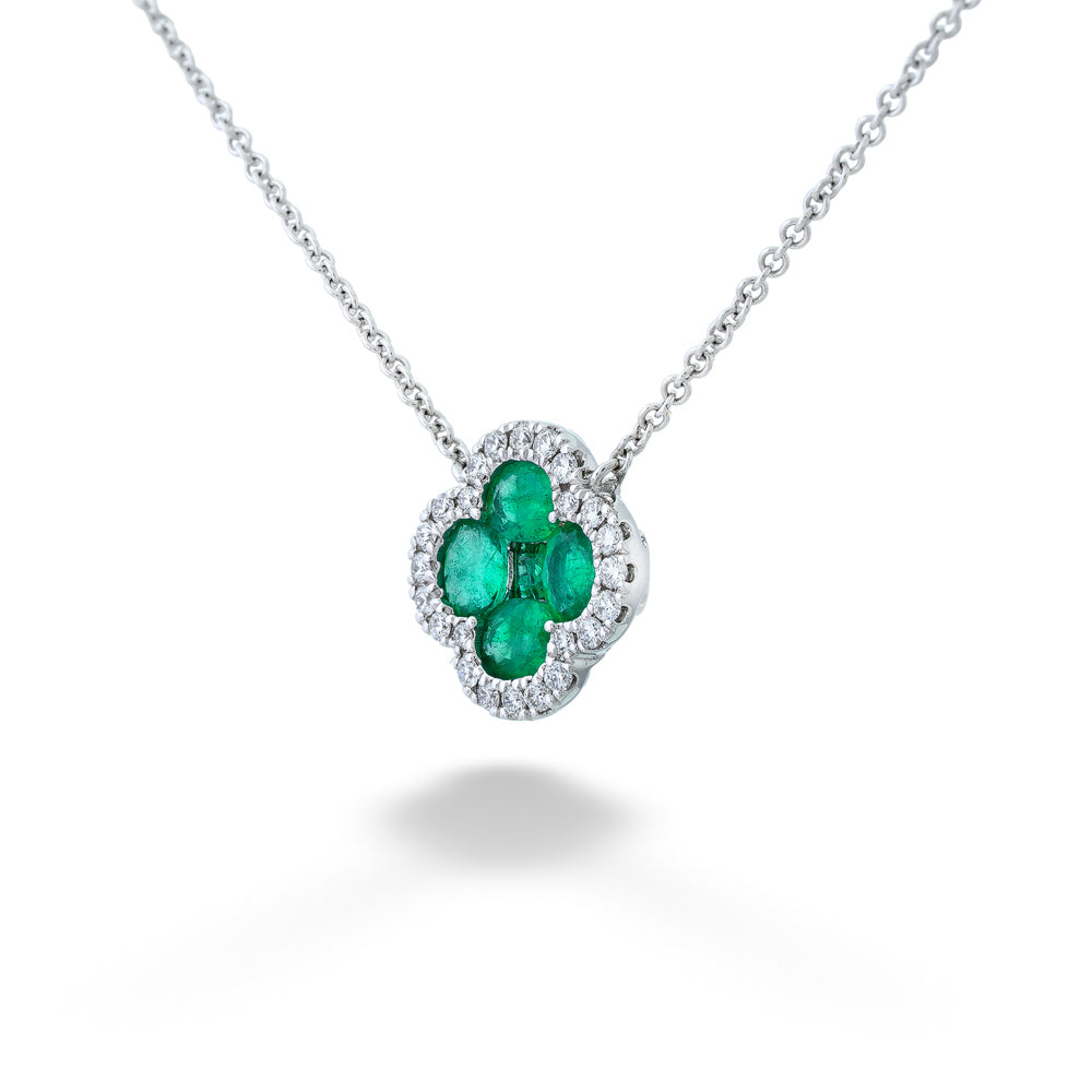 Emerald Clover Necklace by Shy Creation