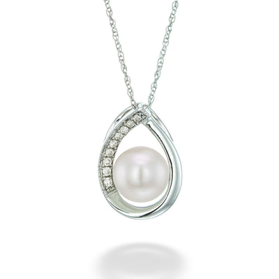 Fresh Water Pearl & Diamond Teardrop Shaped Pendant & Chain