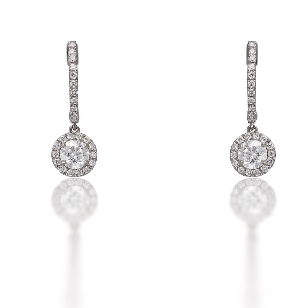 De Beers Forevermark Black Label Round Brilliant Stud Earrings | Skeie's  Jewelers