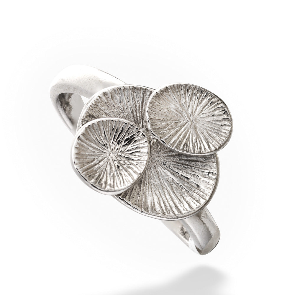 Small Lily Ring by Jorge Revilla